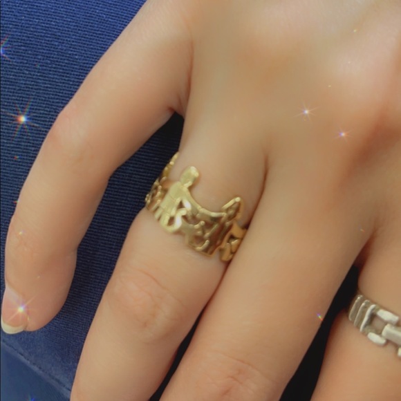 ✨✨Retired James Avery Ring✨✨ - Picture 5 of 6